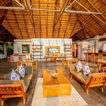 Lemala Wildwaters Lodge Kangulumira Eksteriør bilde